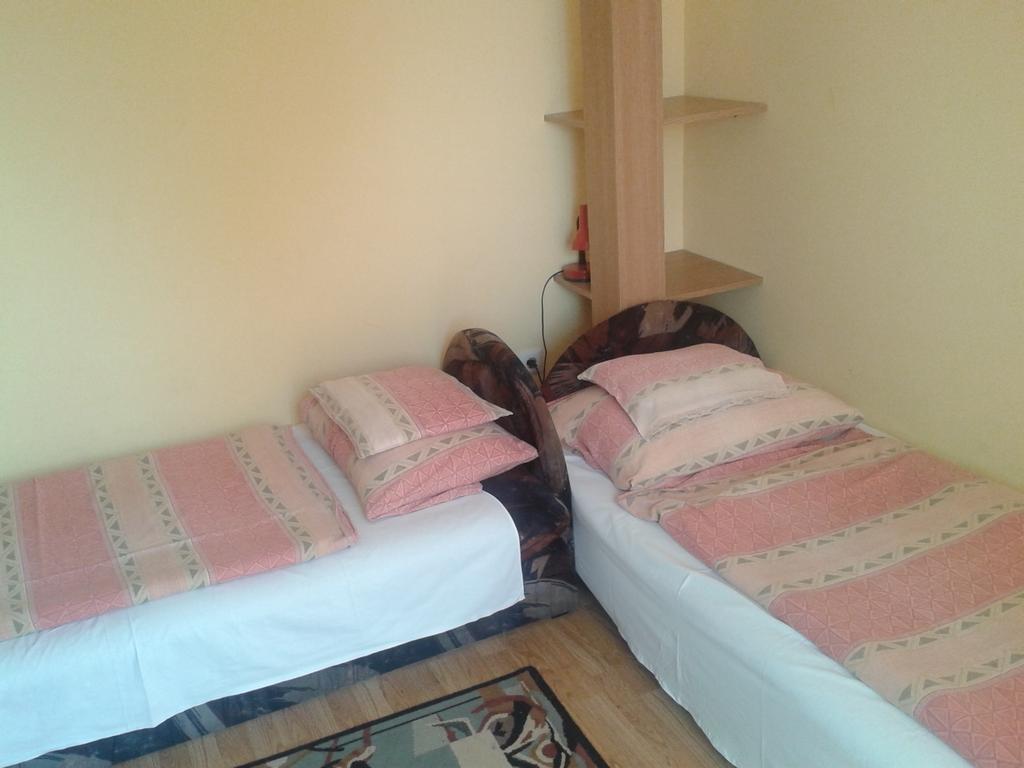 Deak Vendeghaz Apartman Hotel Hajduszoboszlo Exterior photo
