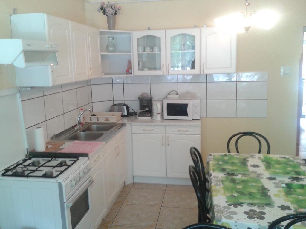 Deak Vendeghaz Apartman Hotel Hajduszoboszlo Exterior photo