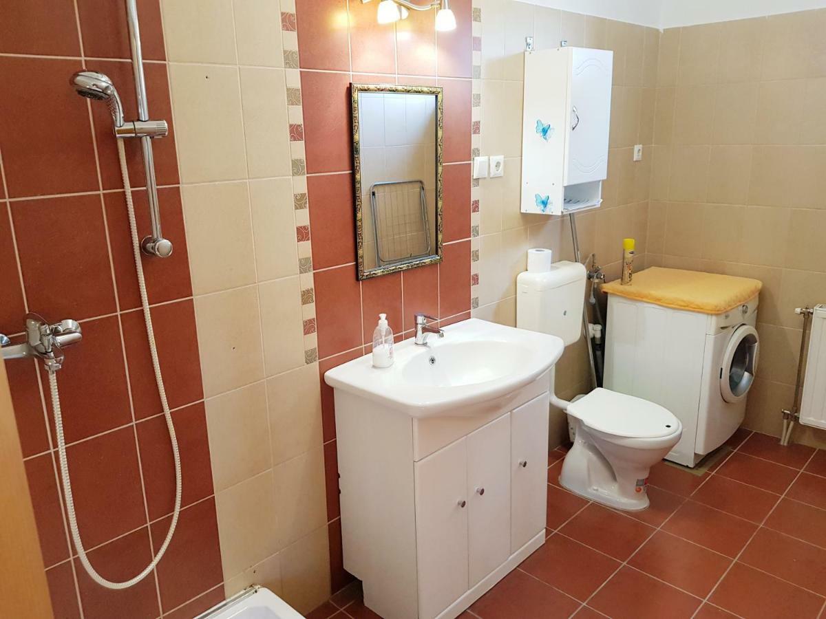 Deak Vendeghaz Apartman Hotel Hajduszoboszlo Exterior photo